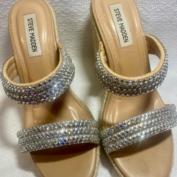 Steve Madden Embellished Wedges (size 6.5) - Picture 3 of 3